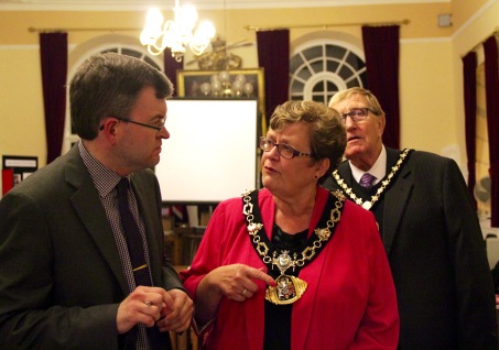 Mayor of Tamworth speaks to Dr Gaunt